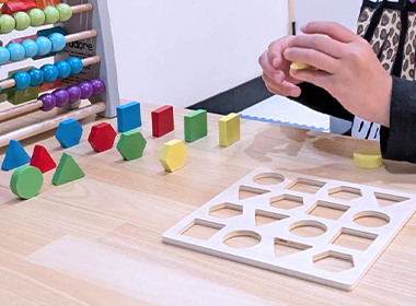 色や形を覚える